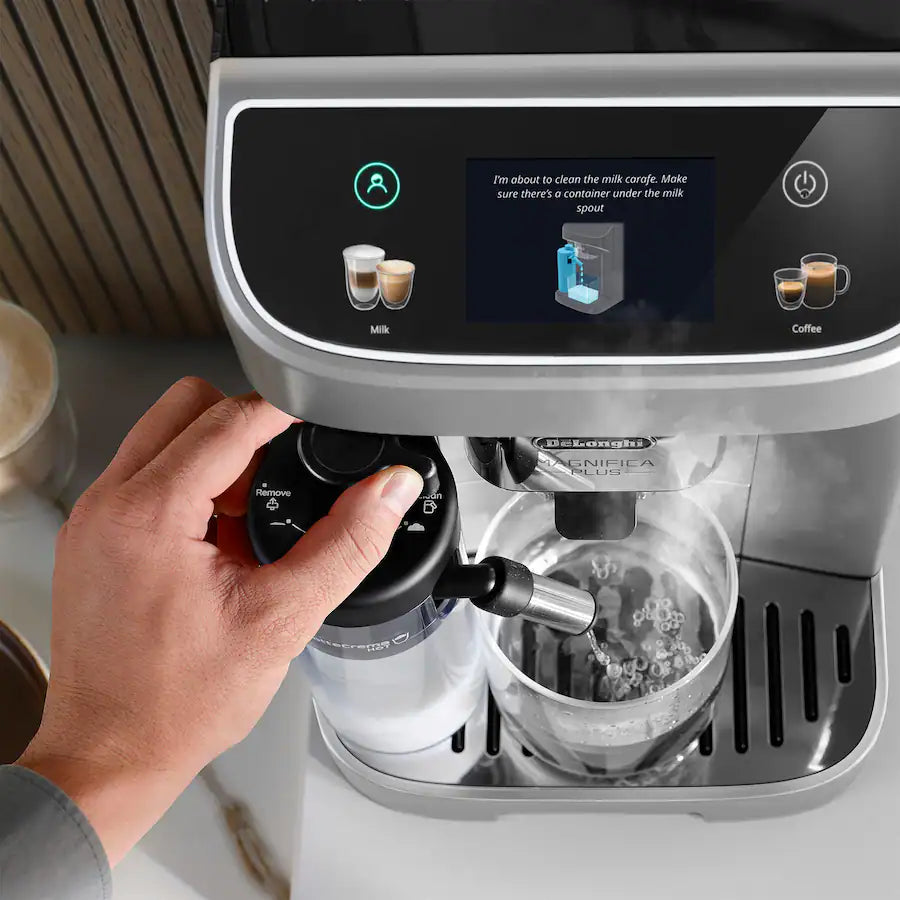 De'Longhi Magnifica Plus Fully Automatic Espresso Machine - Silver