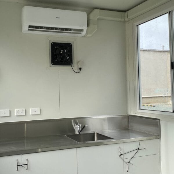 20 ft. Single-Use Steel Container with Glass Windows and AC